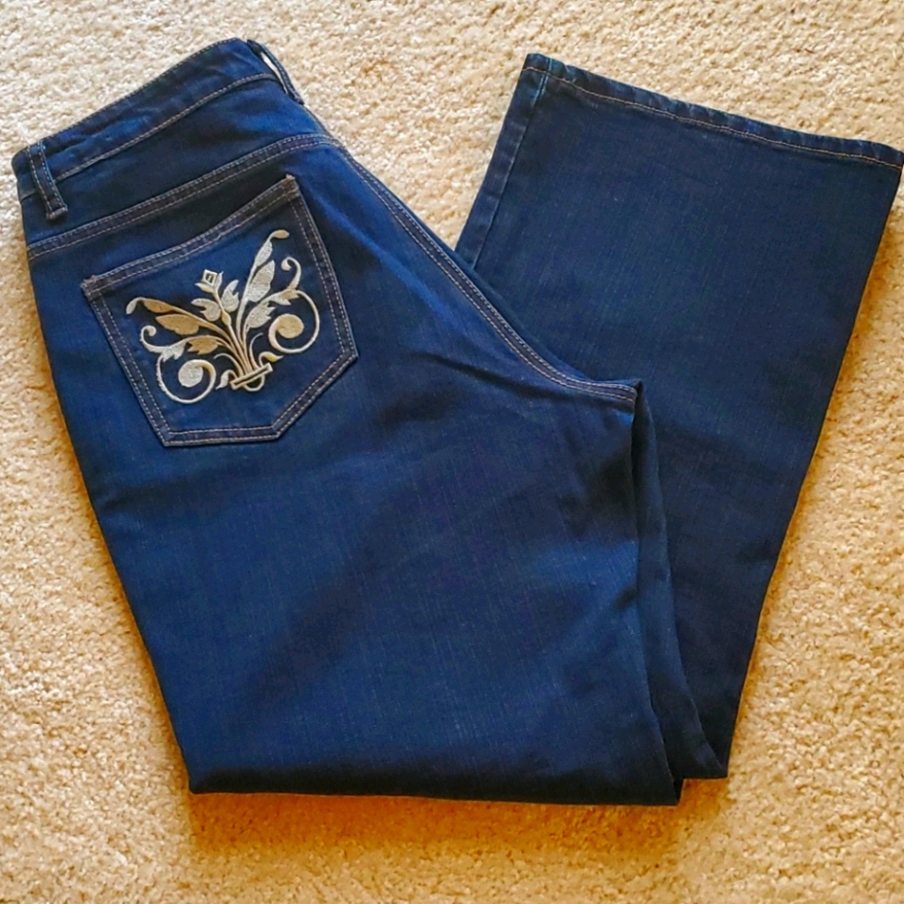 Cosmopolitan jeans